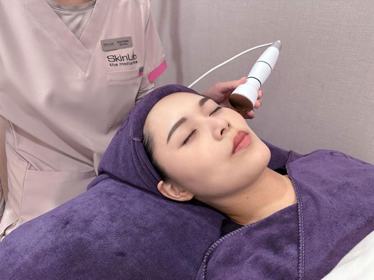 Ultra Bright Vita C Facial